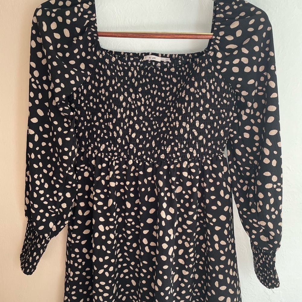 Mi Ami Black and Cream Long Sleeve Dress.